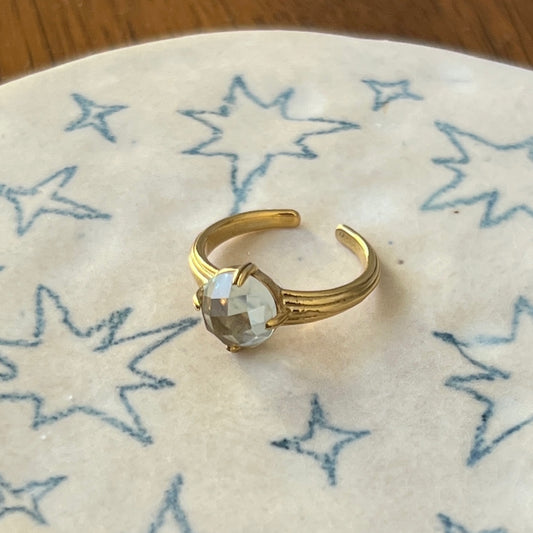 [ green amethyst (multi-faceted) ] croissant gold