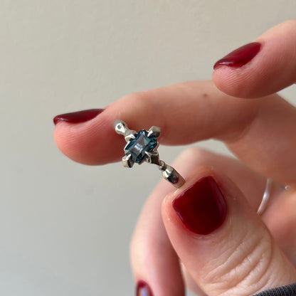 [ london blue topaz ] polaris silver