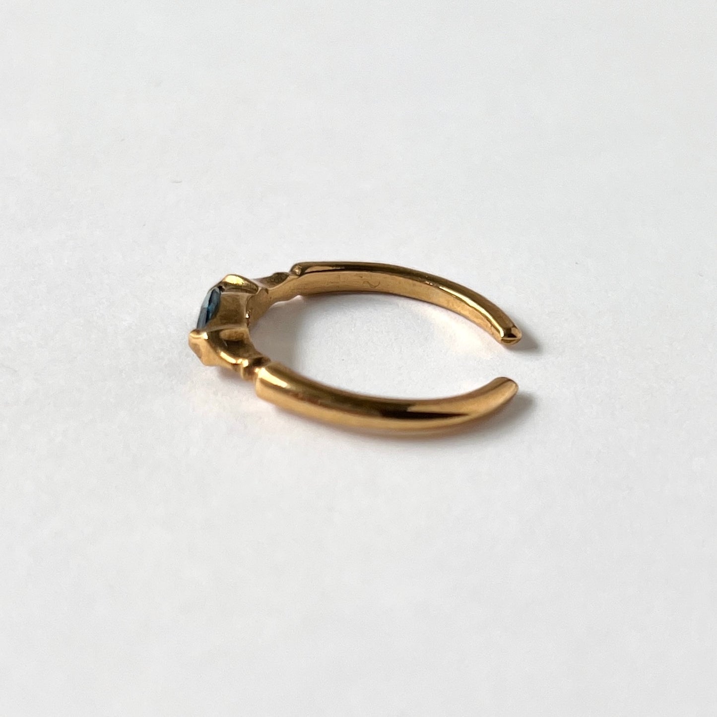 [ london blue topaz ] polar star gold