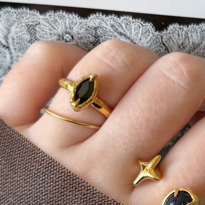 [ black spinel ] marquis stone gold