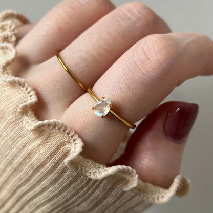 [ rainbow moon stone ] drop faceted cut ring  gold
