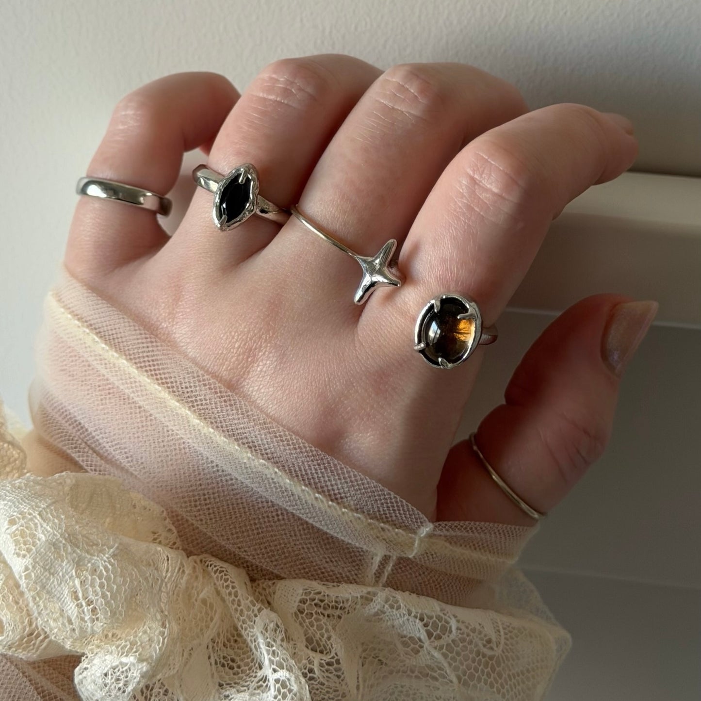 [ smoky quartz ] four pointed star silver