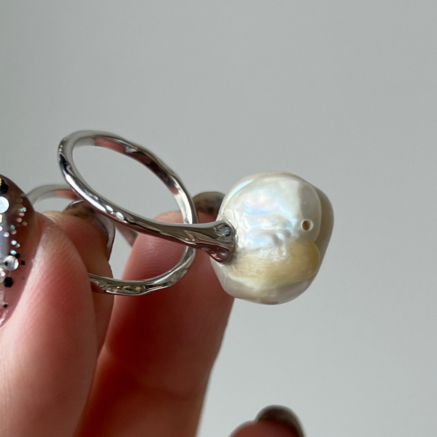 [ ✴︎12 ] oyster pearl mini ring