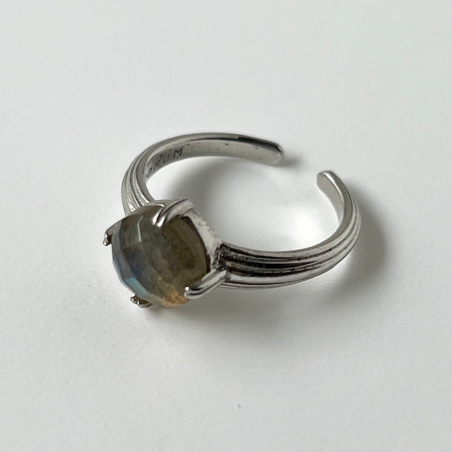 [ labradorite (rose cut) ] croissant silver