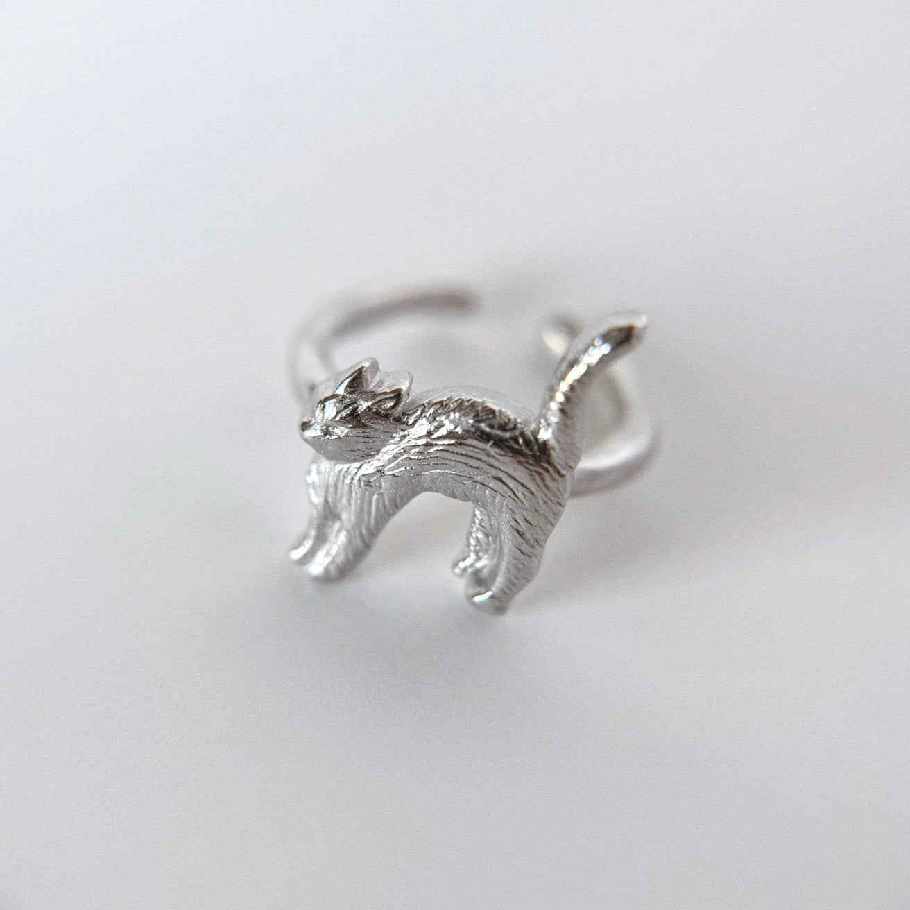 [ silver ] cat pinky [ free size ]