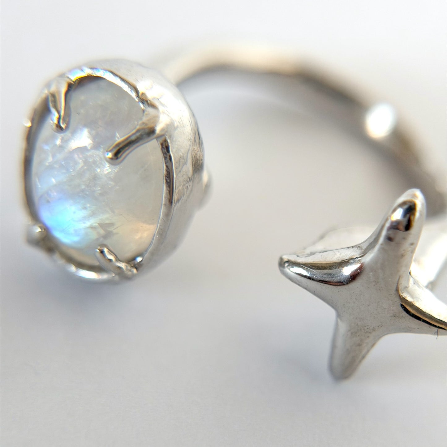 [ rainbow moon stone ] four pointed star silver