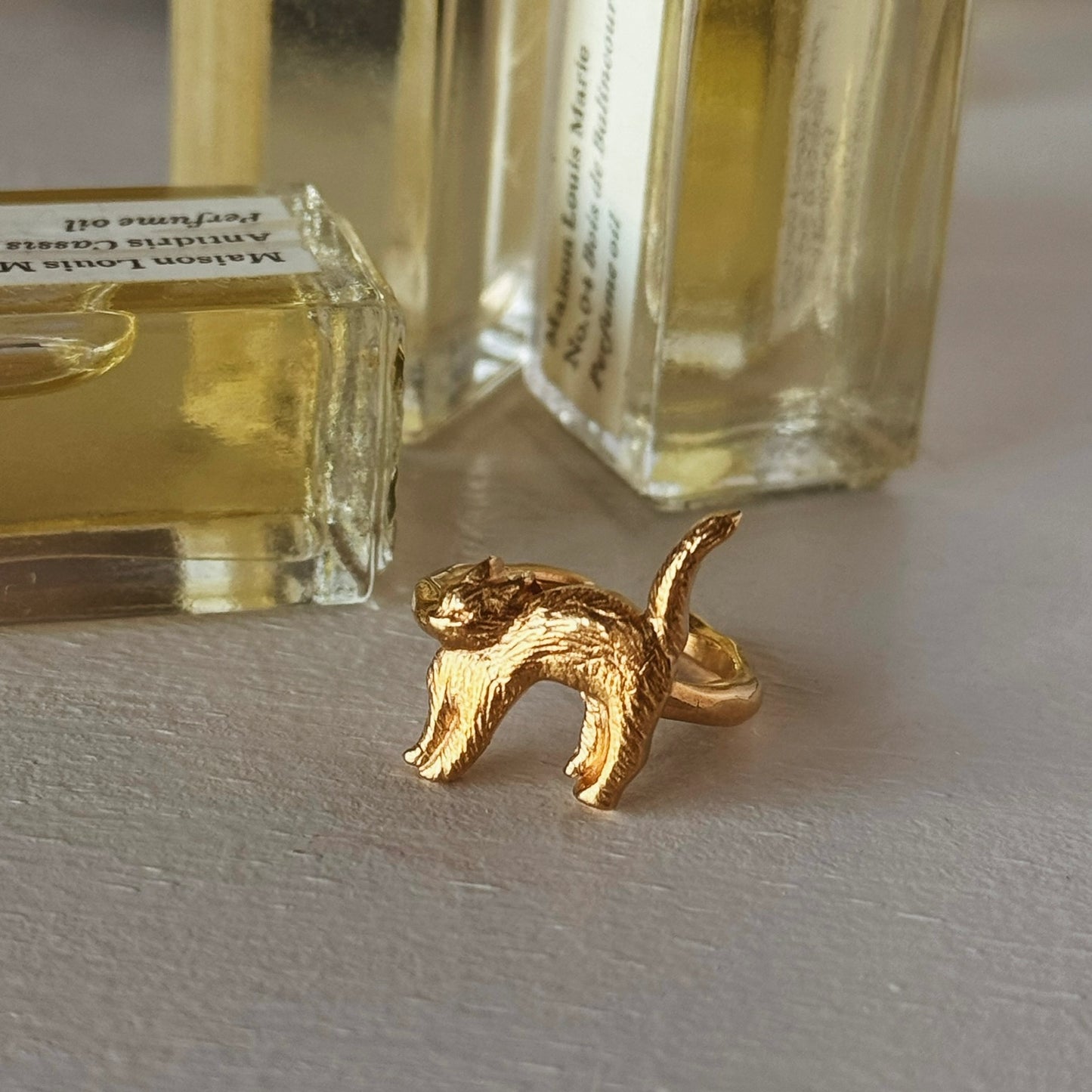 [ gold ] cat pinky [ free size ]