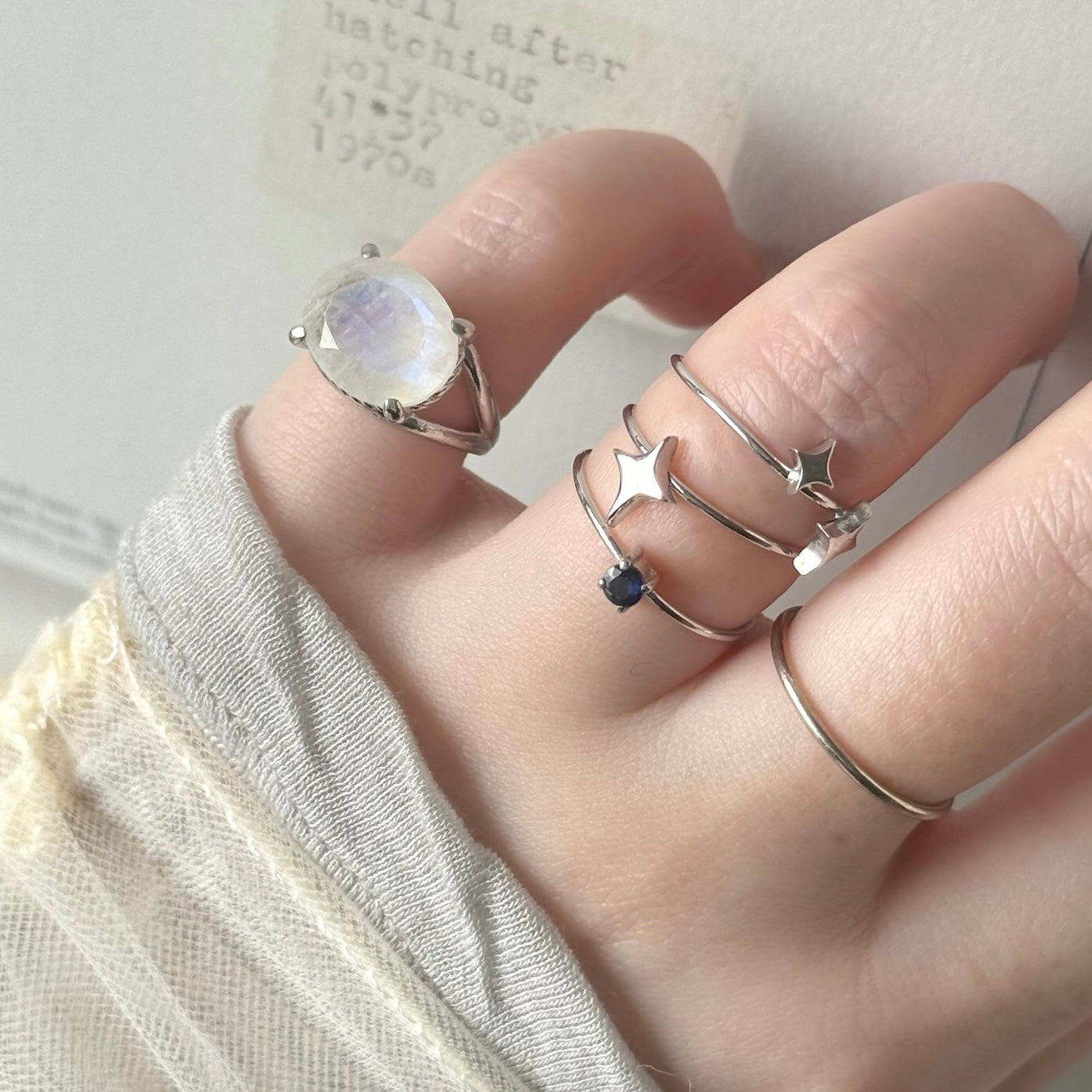 [ rainbow moon stone ] reine pinky silver