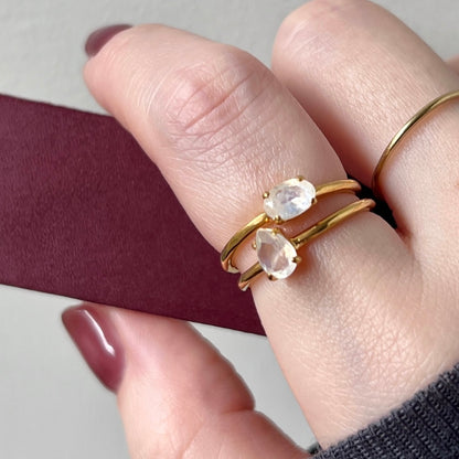 [ rainbow moon stone ] drop faceted cut ring  gold