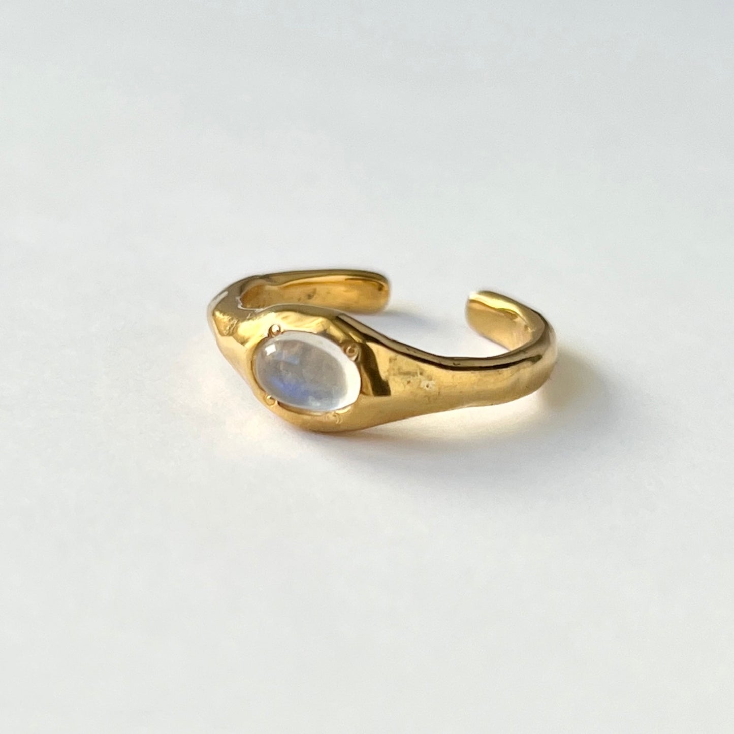 [ royal blue moon stone ] pebble gold [ free size ]