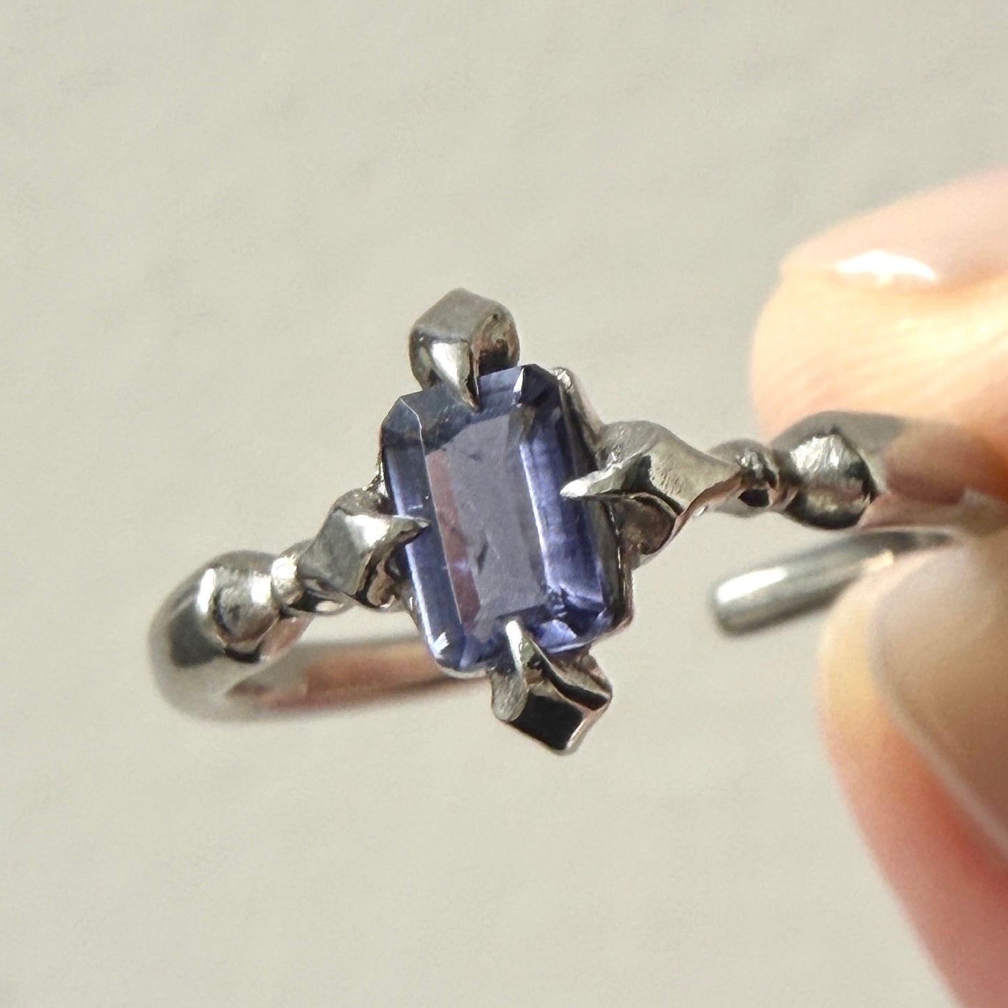 [ iolite ] polaris silver