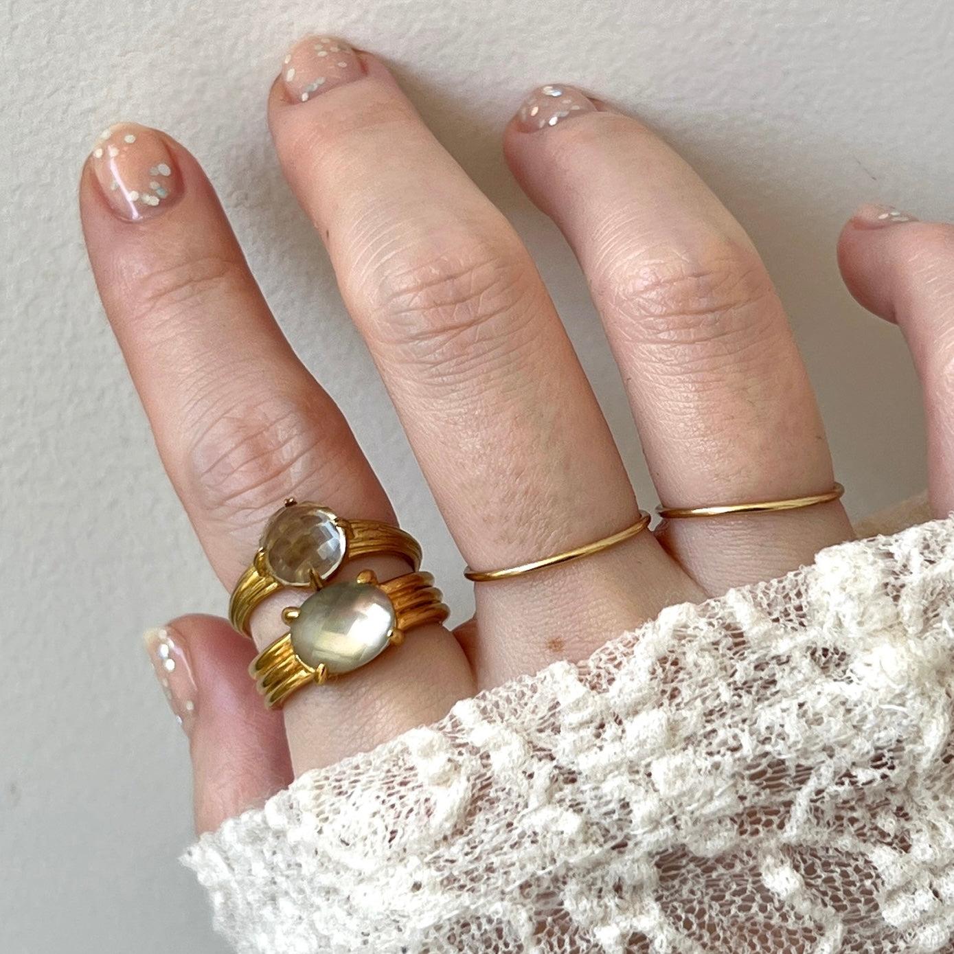[ green amethyst (multi-faceted) ] croissant gold