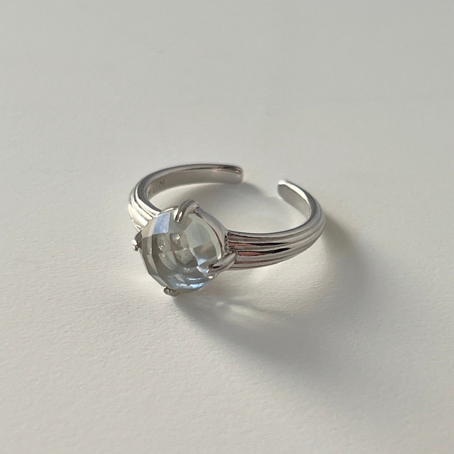 [ green amethyst (multi-faceted) ] croissant silver