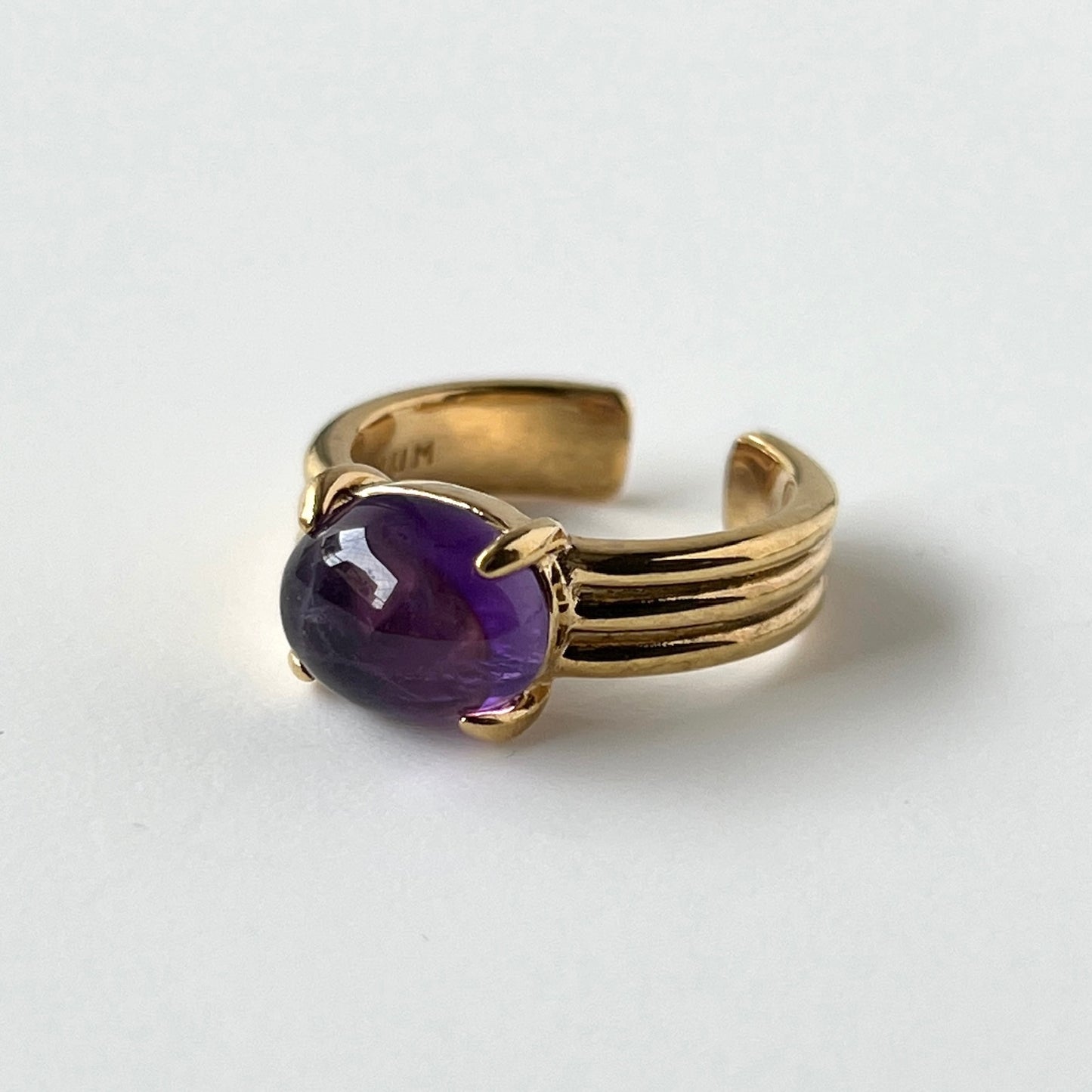 [ amethyst ] trois gold