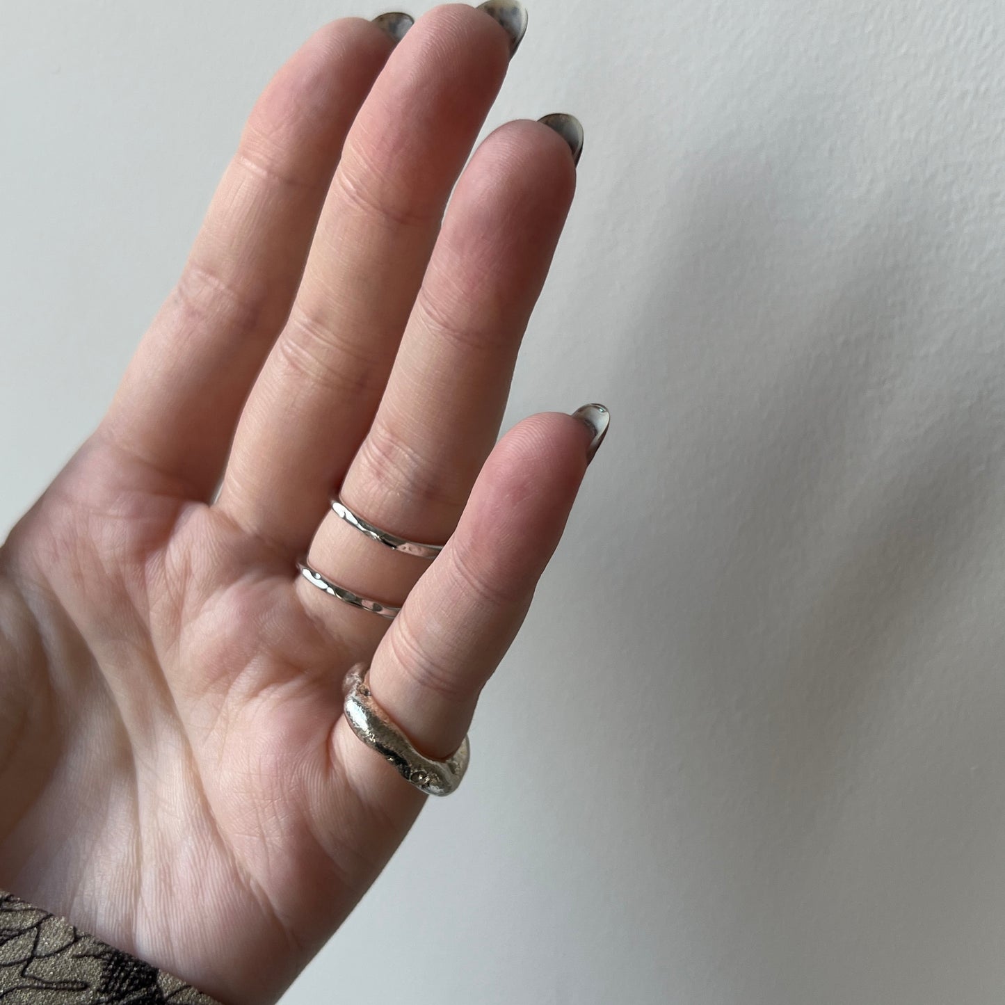 [ ✴︎12 ] oyster pearl mini ring