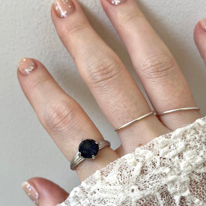 [ blue gold stone (multi-faceted) ] croissant silver
