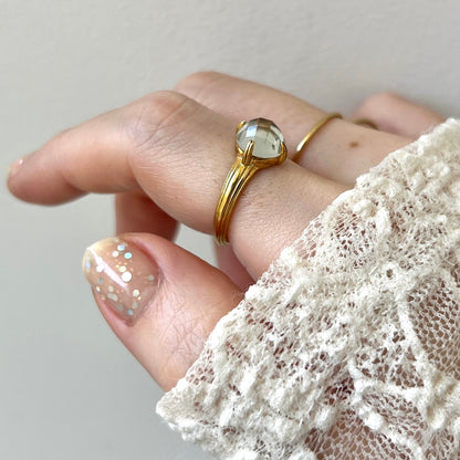 [ green amethyst (multi-faceted) ] croissant gold