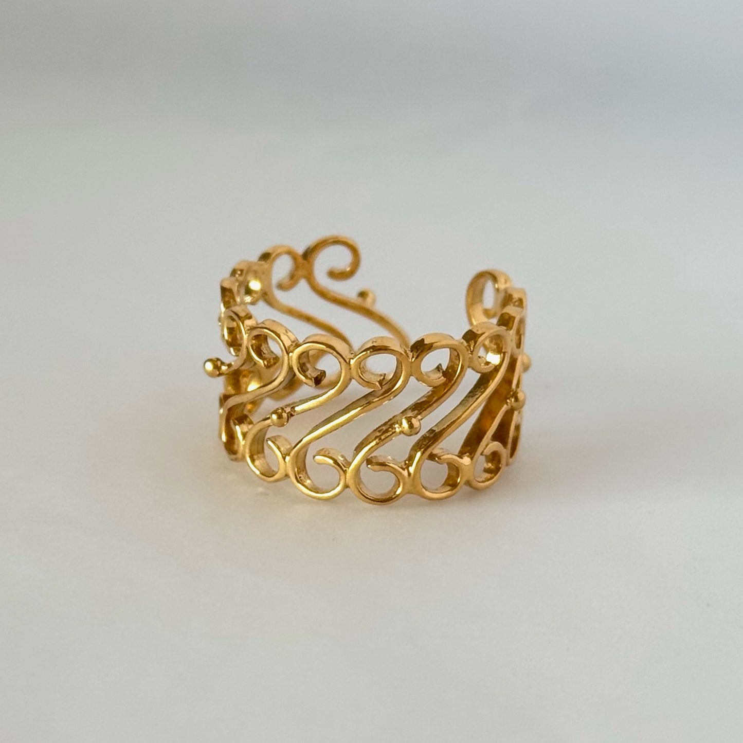 [ gold ] garden decor [ free size ]