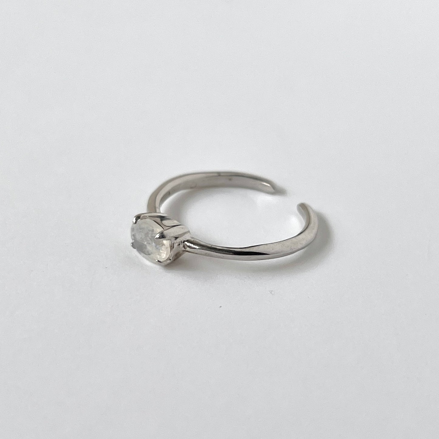 [ rainbow moon stone ] oval faceted cut ring  silver