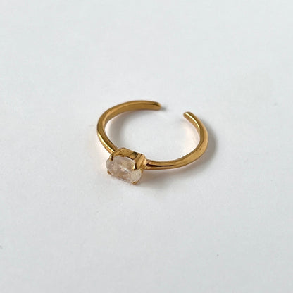 [ rainbow moon stone ] oval faceted cut ring  gold