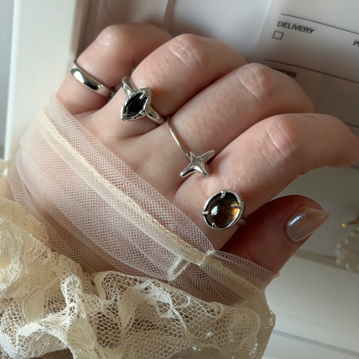 [ smoky quartz ] four pointed star silver