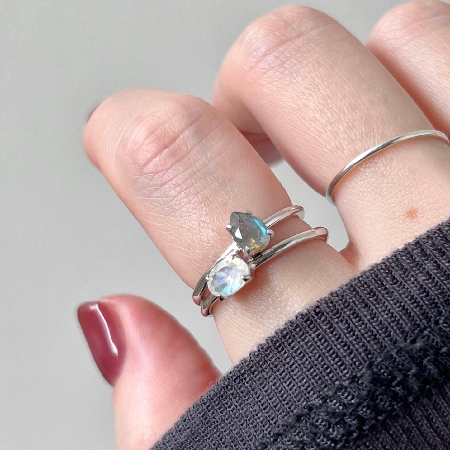 [ rainbow moon stone ] oval faceted cut ring  silver