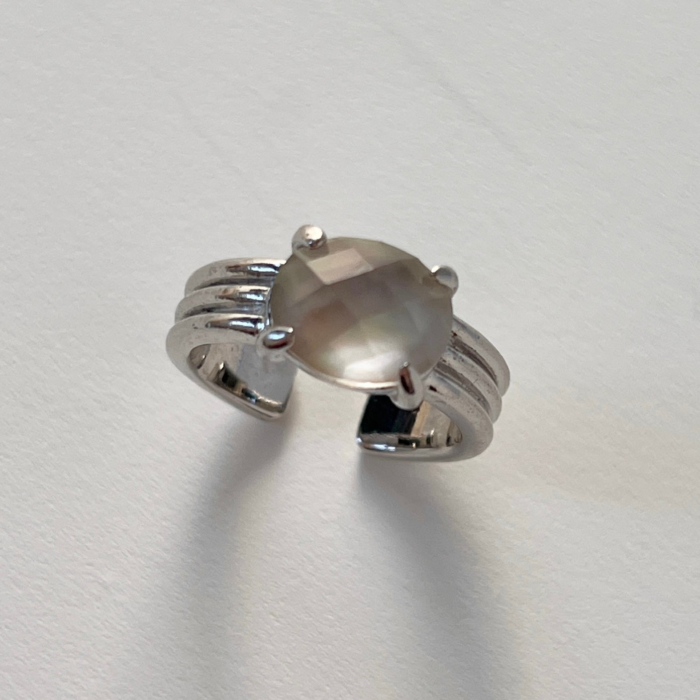 [ black shell (multi-faceted) ] trois silver