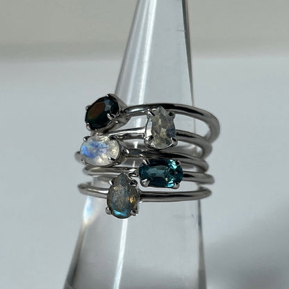 [ rainbow moon stone ] oval faceted cut ring  silver