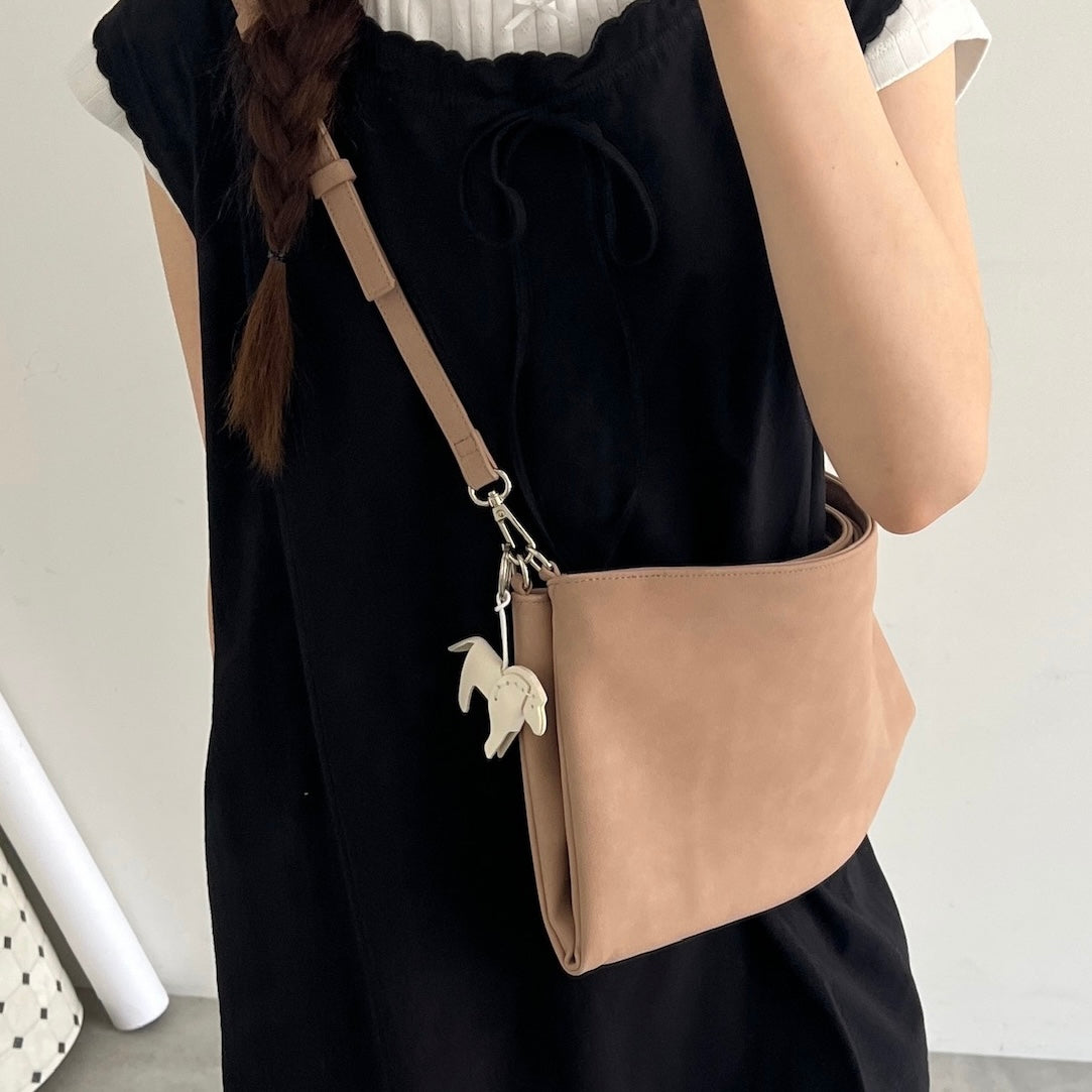 【BEIGE】2way suede shoulder tote bag