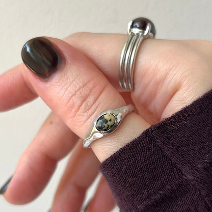[ dalmatian jasper ] pebble silver