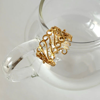 [ gold ] garden decor [ free size ]