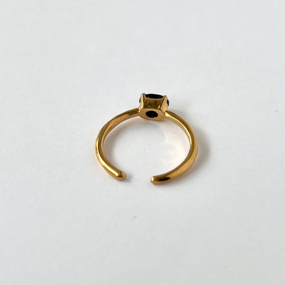 [ black opal ] oval faceted cut ring  gold