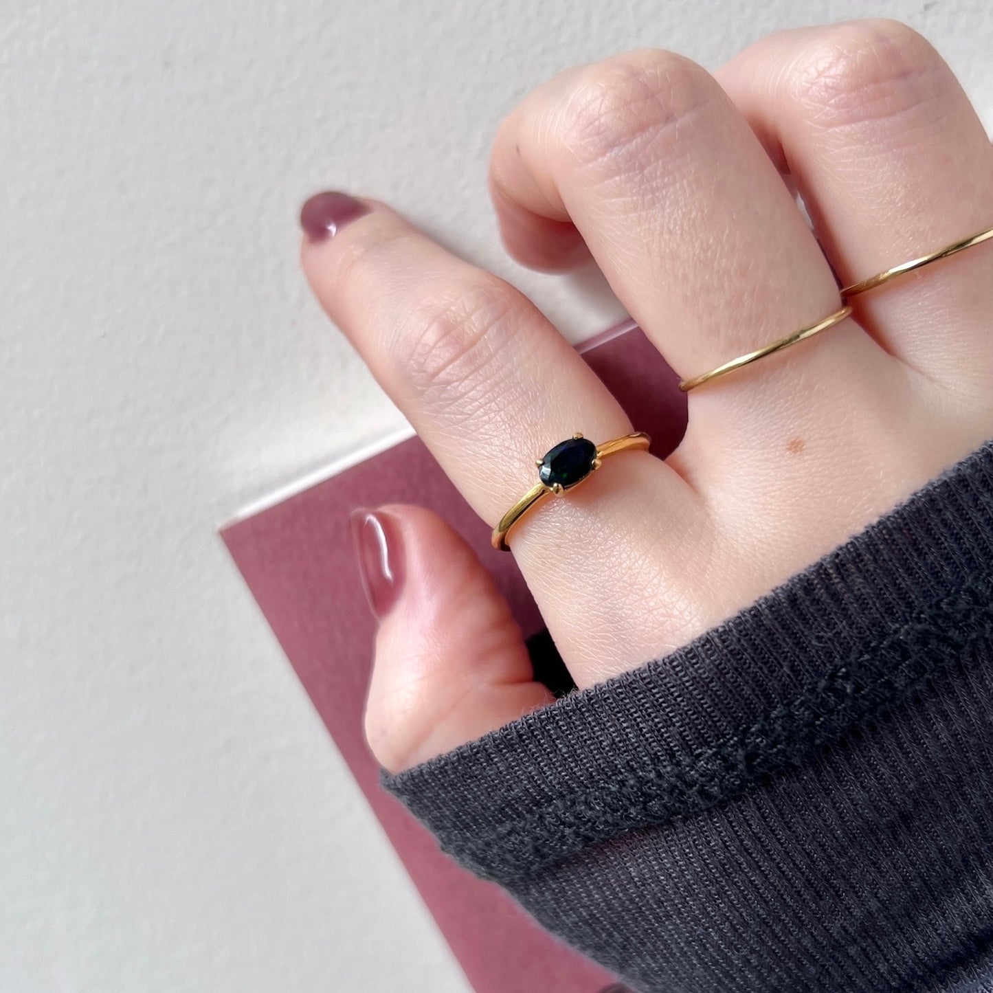 [ black opal ] oval faceted cut ring  gold