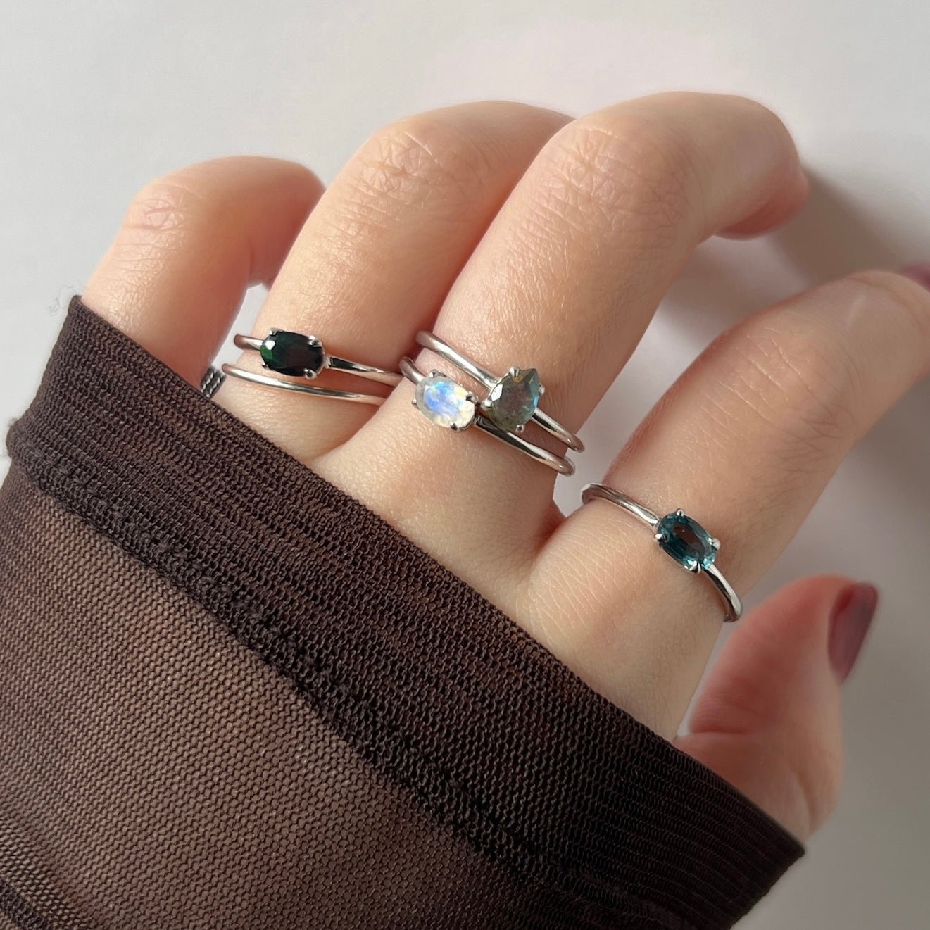 [ indigo blue kyanite ] oval faceted cut ring  silver