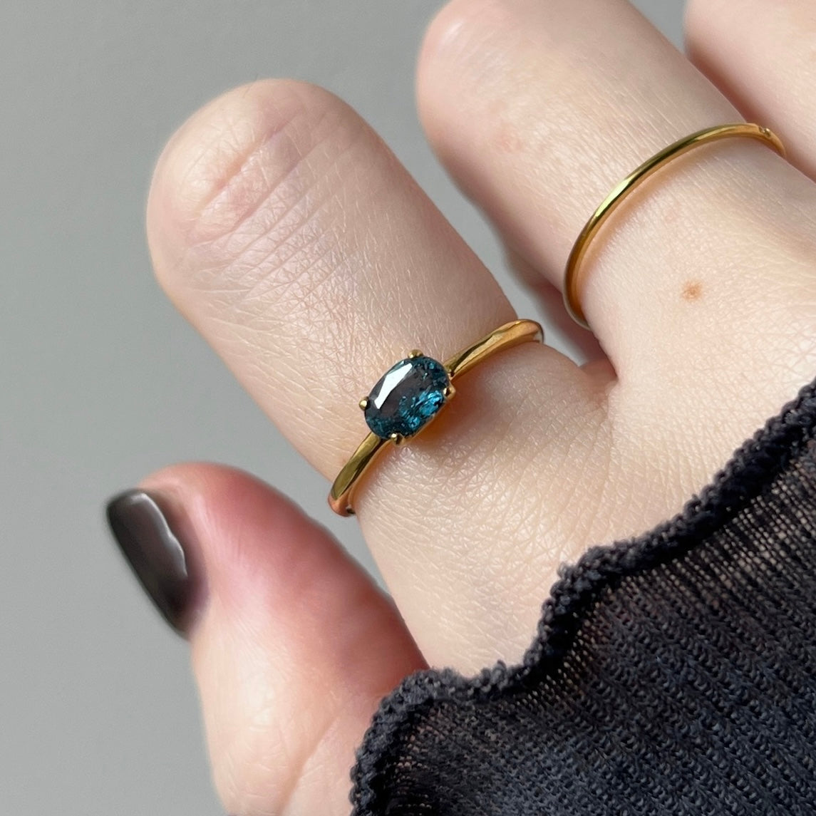[ indigo blue kyanite ] oval faceted cut ring  gold [ free size ]