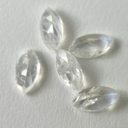 [ rainbow moon stone ] polar star silver