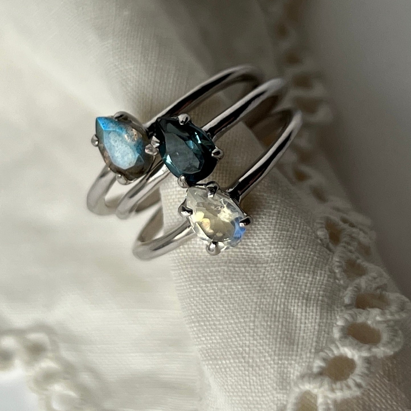 [ rainbow moon stone ] dorp faceted cut ring  silver [ free size ]