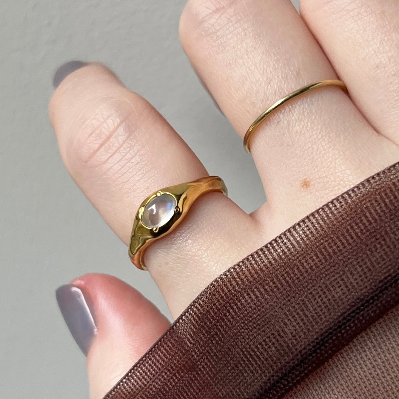 [ royal blue moon stone ] pebble gold [ free size ]