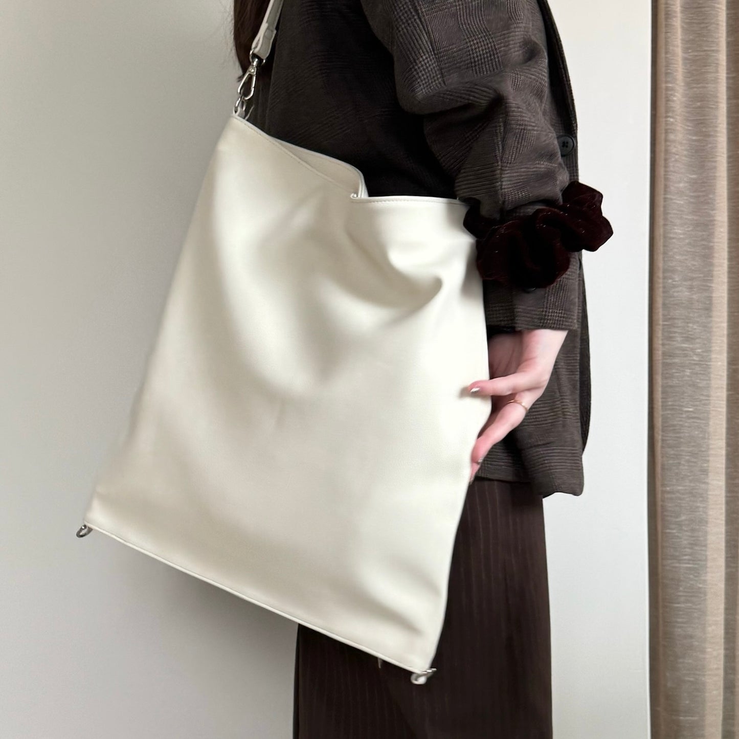 【IVORY】2way suede shoulder tote bag