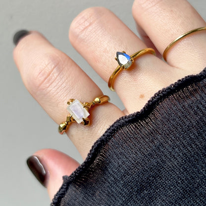 [ rainbow moon stone ] polaris gold
