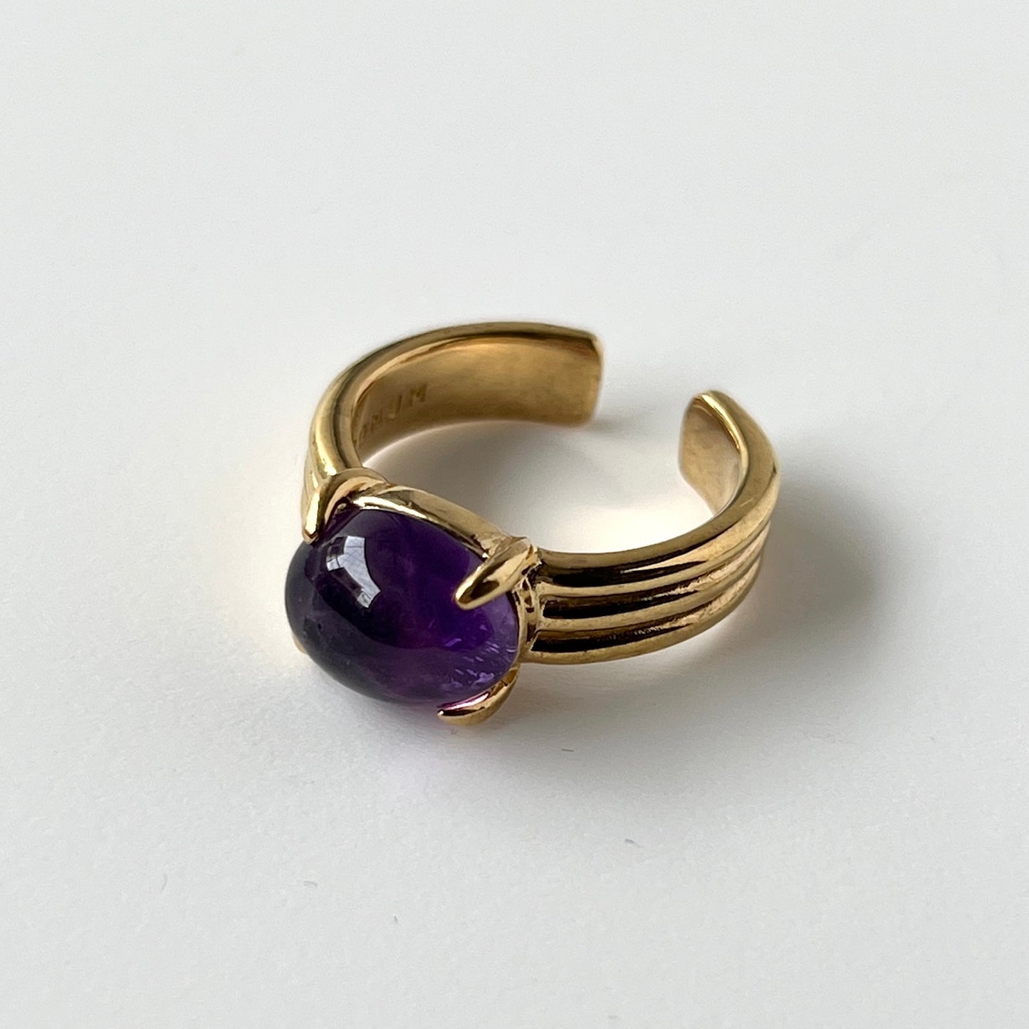 [ amethyst ] trois gold