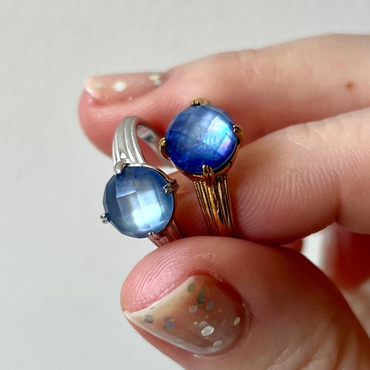 [ lapis lazuli x white shell (multi-faceted) ] croissant silver