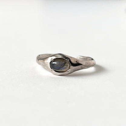 [ light blue labradorite ] pebble silver