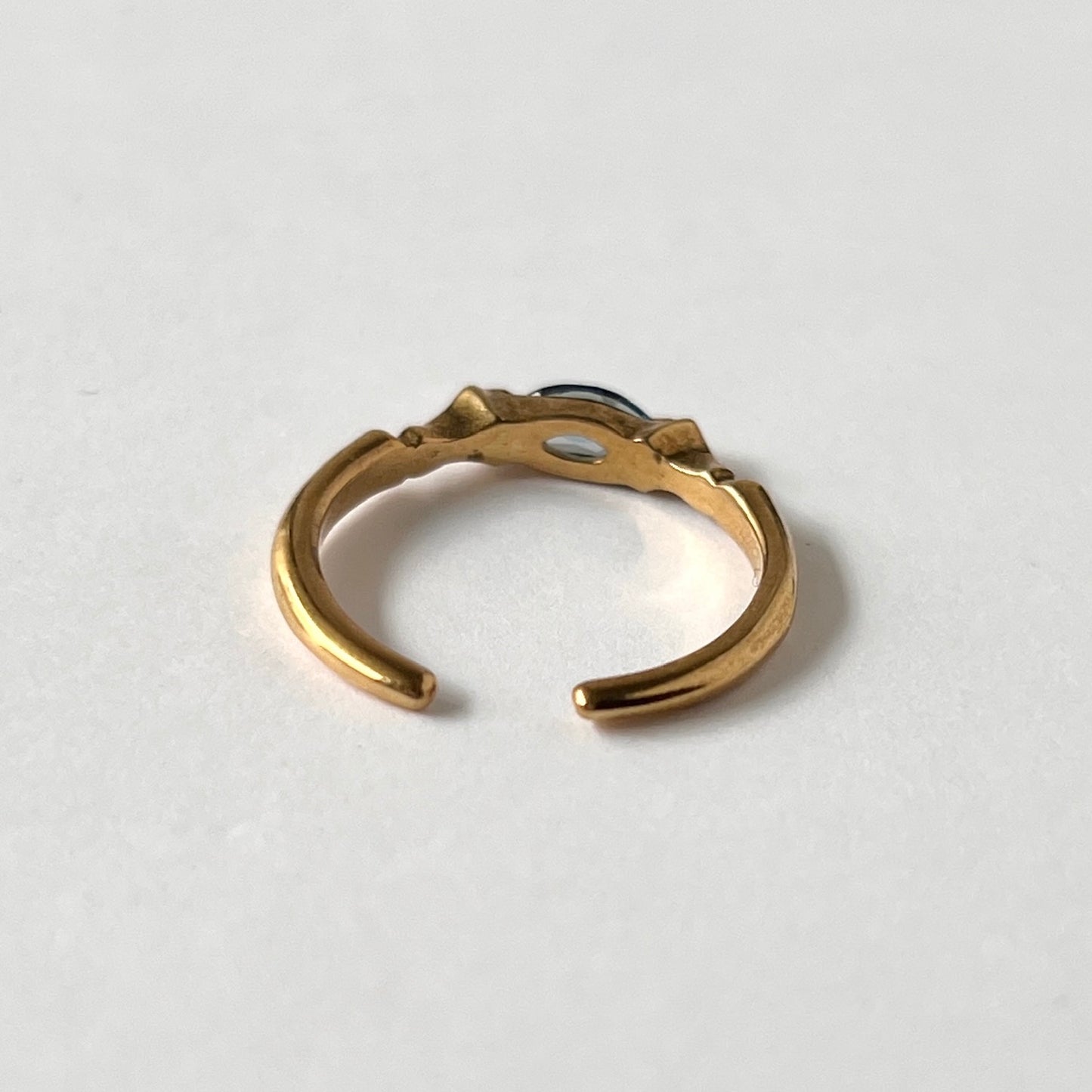 [ london blue topaz ] polar star gold