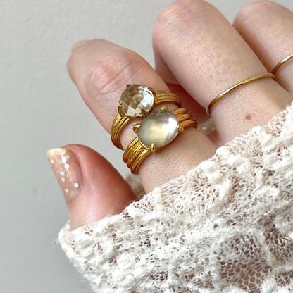 [ green amethyst (multi-faceted) ] croissant gold