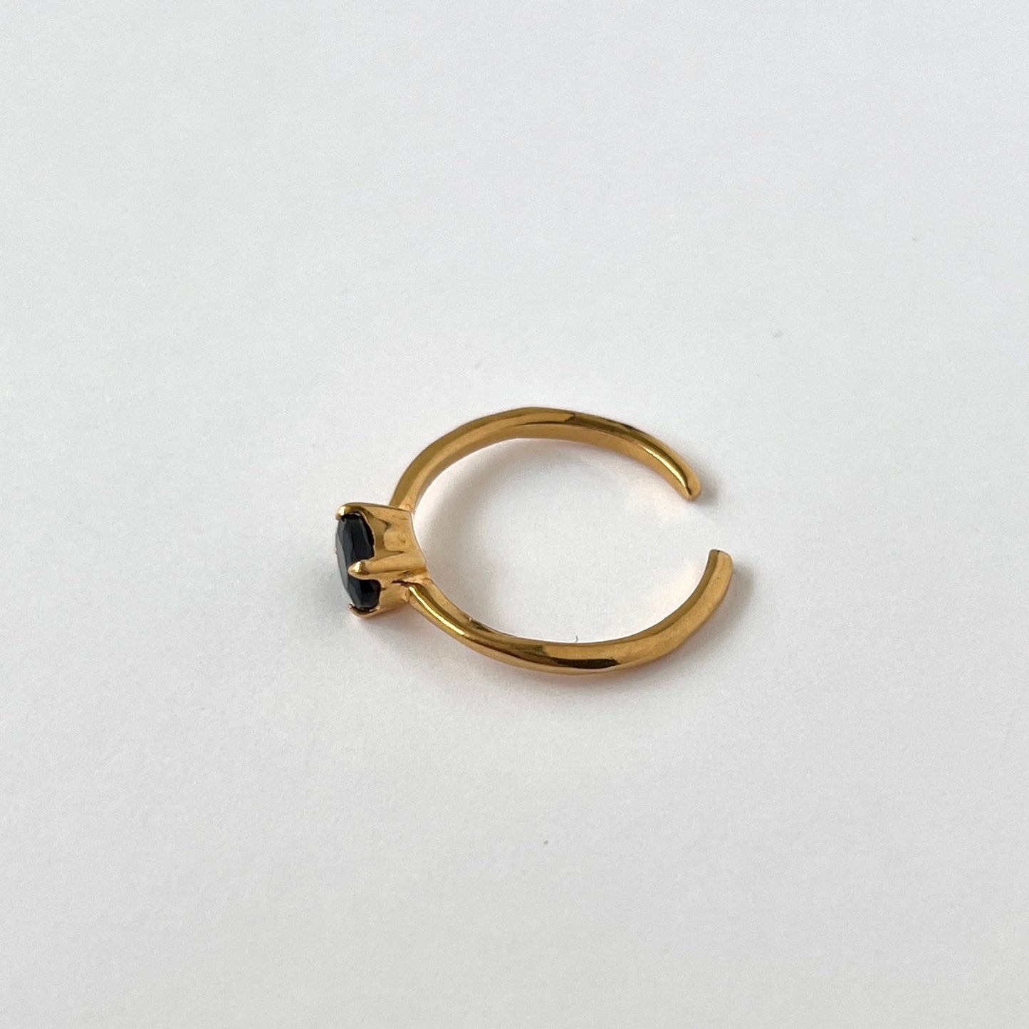 [ black opal ] oval faceted cut ring  gold