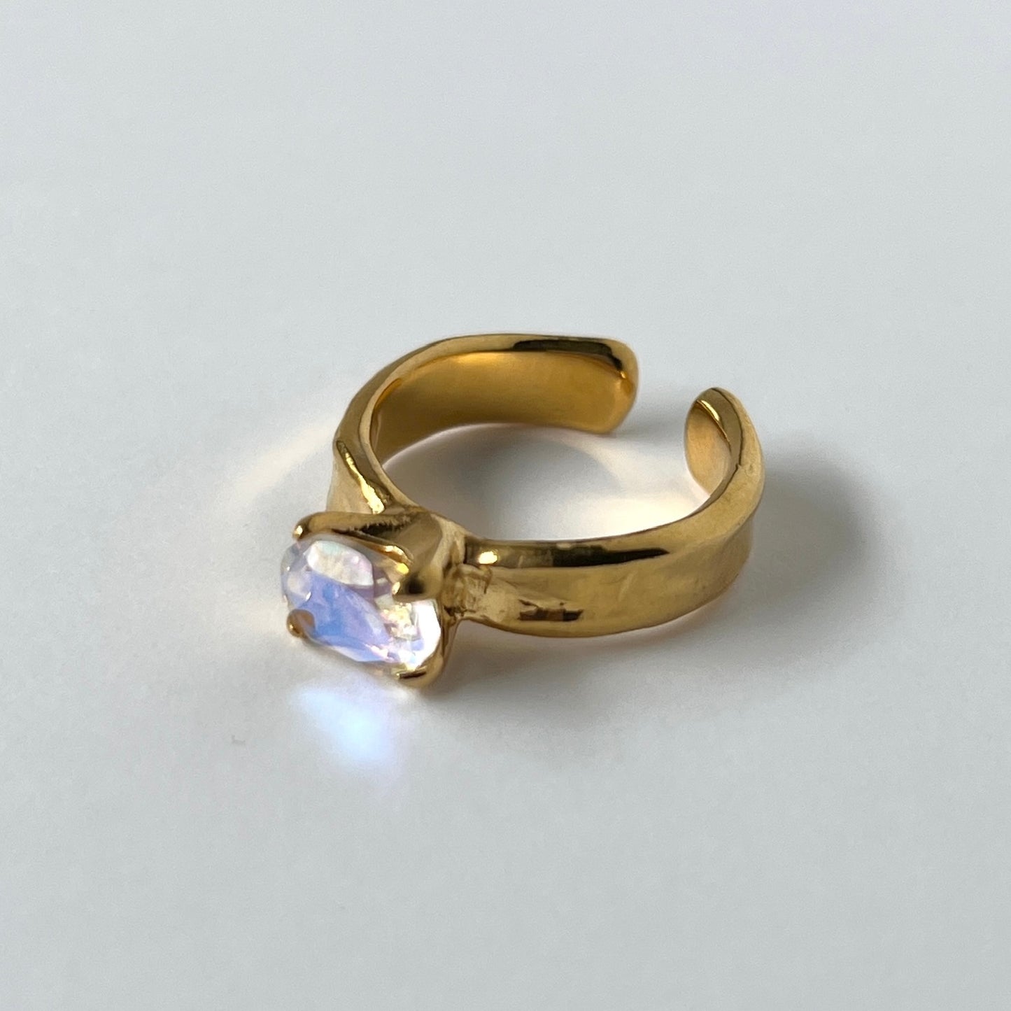 [ angel aura quartz ] um gold ring