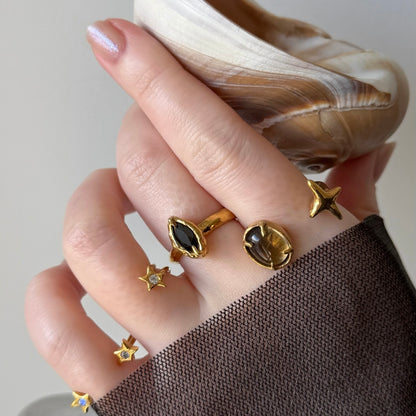 [ black spinel ] marquis stone gold