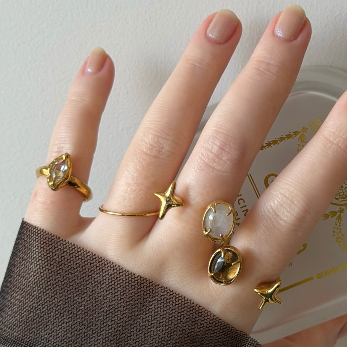 [ white topaz ] marquis stone gold