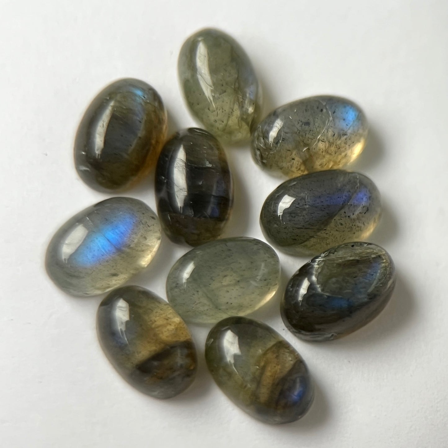 [ light blue labradorite ] pebble silver